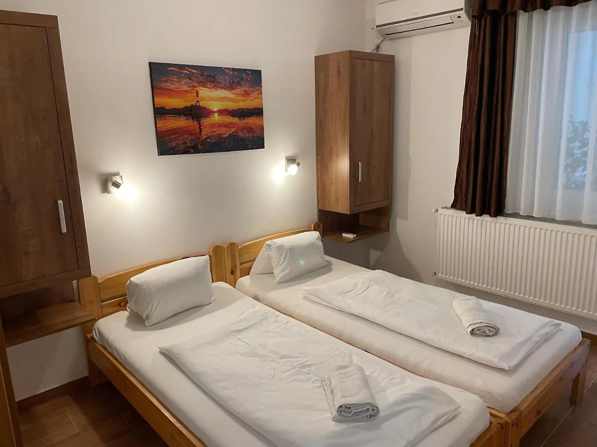 Onix Apartman Hajduszoboszlo 0*,